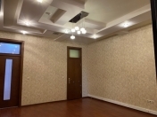 İcarəyə verilir 3 otaqlı 100 m2 ofis Sahil m.