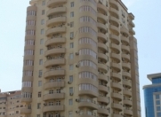 Satılır 3 otaqlı 136 m2 yeni tikili 28 May m.