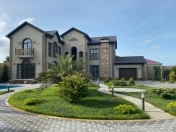 Satılır 5 otaqlı 350 m2 bağ evi Mərdəkan