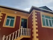 Satılır 3 otaqlı 90 m2 həyət evi Lökbatan