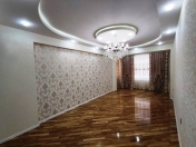 Satılır 4 otaqlı 132 m2 yeni tikili 8 km