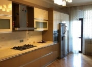 Satılır 4 otaqlı 167 m2 yeni tikili 3 mkr