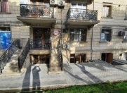 İcarəyə verilir 3 otaqlı 80 m2 ofis Şah İsmayıl Xətai m.