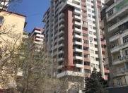 Satılır 2 otaqlı 67 m2 yeni tikili Qara Qarayev m.