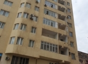 Satılır 2 otaqlı 80 m2 yeni tikili Nizami m.