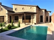 Satılır 4 otaqlı 170 m2 bağ evi Mərdəkan