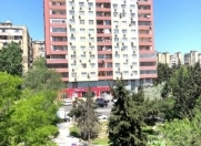 Satılır 4 otaqlı 170 m2 yeni tikili Memar Əcəmi m.