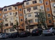 Satılır 2 otaqlı 60 m2 köhnə tikili 4 mkr