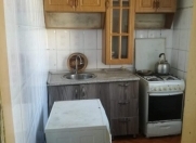İcarəyə verilir 2 otaqlı 45 m2 köhnə tikili 3 mkr