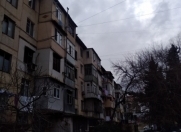 Satılır 3 otaqlı 68 m2 köhnə tikili 4 mkr