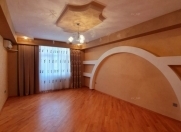 Satılır 4 otaqlı 122 m2 yeni tikili Həzi Aslanov