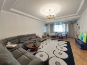 Satılır 3 otaqlı 160 m2 yeni tikili Gənclik m.