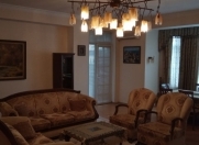 Satılır 4 otaqlı 185 m2 köhnə tikili Nizami m.