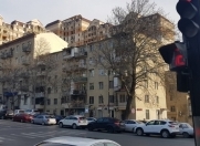 Satılır 3 otaqlı 70 m2 köhnə tikili Nizami m.
