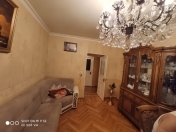 İcarəyə verilir 3 otaqlı 100 m2 köhnə tikili Gənclik m.