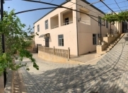 Satılır 4 otaqlı 200 m2 həyət evi Digah
