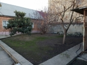 Satılır 4 otaqlı 180 m2 həyət evi Həzi Aslanov