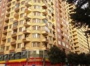 Satılır 3 otaqlı 135 m2 yeni tikili Gənclik m.