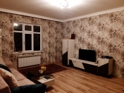 Satılır 8 otaqlı 240 m2 həyət evi Badamdar