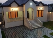 Satılır 4 otaqlı 156 m2 bağ evi Buzovna