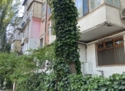 Satılır 2 otaqlı 48 m2 köhnə tikili 4 mkr