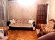 Satılır 2 otaqlı 65 m2 köhnə tikili 9 mkr