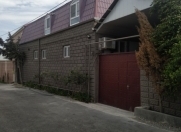 Satılır 9 otaqlı 440 m2 həyət evi Şüvəlan