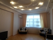 İcarəyə verilir 2 otaqlı 90 m2 yeni tikili Əhmədli