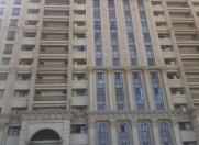 Satılır 3 otaqlı 130 m2 yeni tikili Səbail r.
