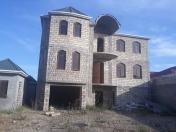 Satılır 7 otaqlı 500 m2 villa Bülbülə
