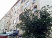 İcarəyə verilir 1 otaqlı 18.2 m2 köhnə tikili Nəsimi bazarı