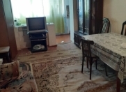 Satılır 1 otaqlı 35 m2 köhnə tikili İnşaatçılar m.