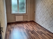 Satılır 3 otaqlı 70 m2 köhnə tikili 1 mkr