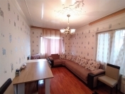 Satılır 3 otaqlı 85 m2 köhnə tikili 9 mkr
