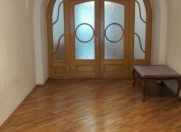 İcarəyə verilir 2 otaqlı 70 m2 ofis İçəri Şəhər m.