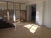 İcarəyə verilir 8 otaqlı 160 m2 obyekt Alatava 1