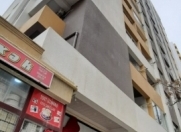 Satılır 2 otaqlı 70 m2 yeni tikili Qara Qarayev m.