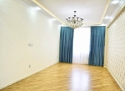 Satılır 2 otaqlı 80 m2 yeni tikili Sevinc k/t