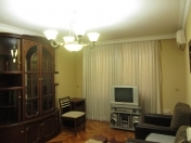 Satılır 2 otaqlı 48 m2 köhnə tikili Elmlər Akademiyası m.