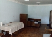 İcarəyə verilir 1 otaqlı 25 m2 həyət evi Rəsulzadə