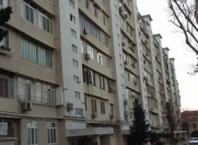 Satılır 4 otaqlı 120 m2 köhnə tikili 8 mkr