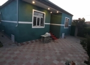 Satılır 3 otaqlı 200 m2 həyət evi Binə