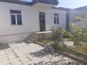 Satılır 3 otaqlı 110 m2 həyət evi Qaraçuxur