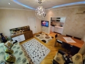 Satılır 3 otaqlı 80 m2 köhnə tikili 9 mkr