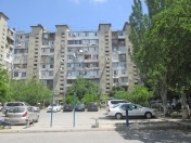 Satılır 2 otaqlı 64 m2 köhnə tikili 8 mkr