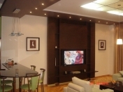 Satılır 4 otaqlı 196 m2 yeni tikili 28 May m.