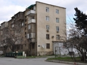 Satılır 1 otaqlı 30 m2 köhnə tikili Heydər Məscidi