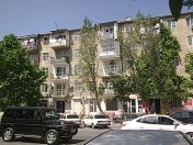 Satılır 3 otaqlı 75 m2 köhnə tikili Hüseyn Cavid parkı