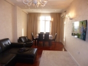 Satılır 2 otaqlı 55 m2 yeni tikili Gənclik m.