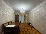 Satılır 3 otaqlı 82 m2 köhnə tikili 9 mkr